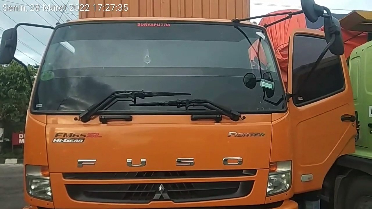 Fuso Fighter Fertilizer Load