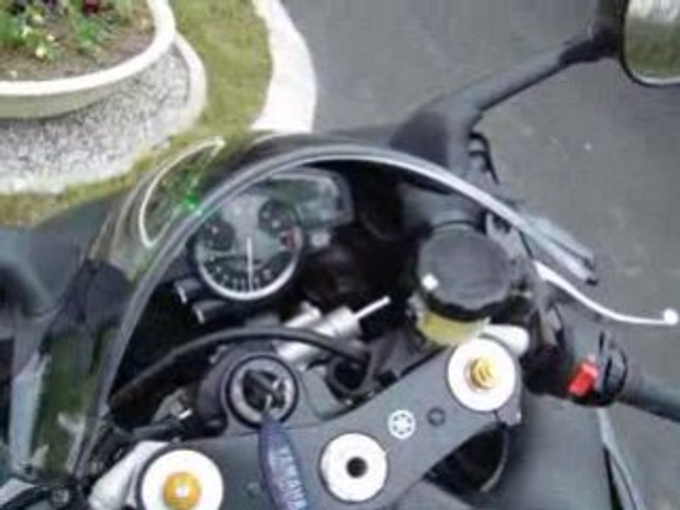 r1 2008 black