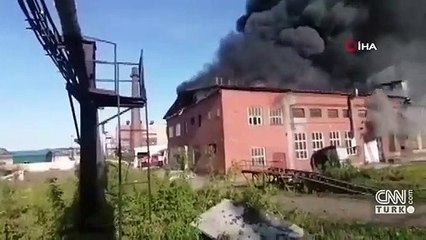 Rusya’da kimya fabrikasında yangın: 2 bin metrekare alan küle döndü!