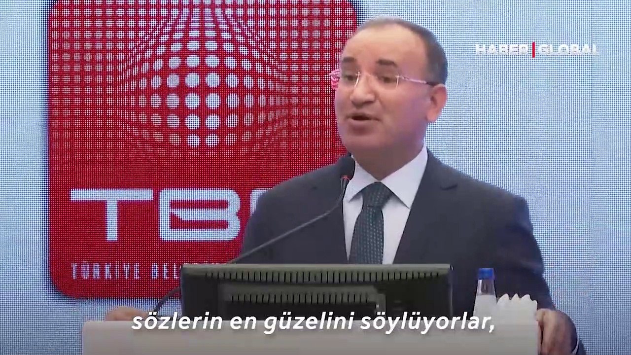 Adalet Bakanı Bekir Bozdağ: Türkiye'nin iadesini talep ettiği, FETÖ'cü ve PKK'lı teröristlerin birini bile iade etmediniz