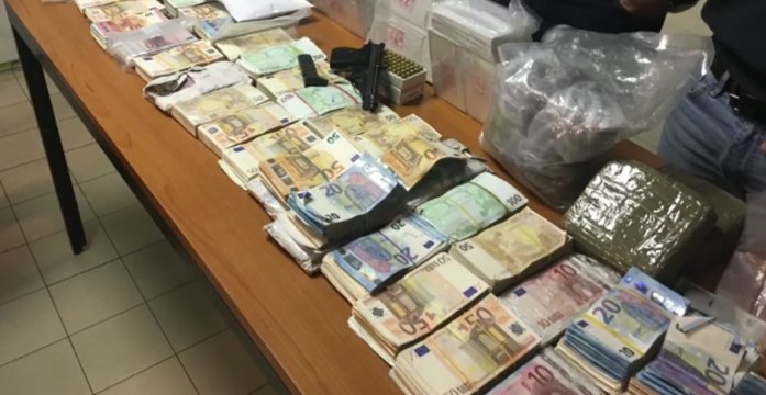 Traffico di armi e droga, 30 arresti in Lombardia (17.05.22)