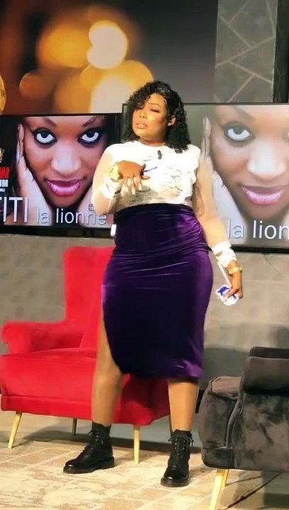 Nouvelle polémique après son divorce : Amina Poté affiche ses formes et attire le regard
