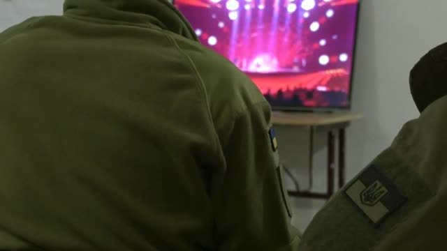 Soldados ucranianos celebran en plena guerra la victoria en Eurovisión