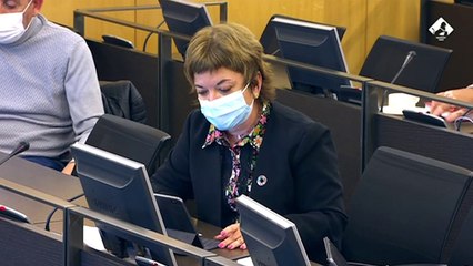 El PSOE quiso censurar SloMo por considerarla "prostitución" y ahora aplaude el triunfo de Chanel