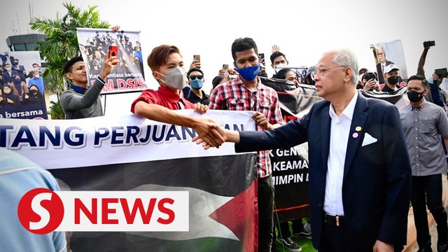 PM arrives home from working visit to US