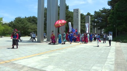한민족 큰 스승 '세종대왕 탄생일'...도심 곳곳 이어진 행사 / YTN