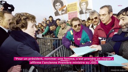 Gouvernement : Édith Cresson souhaite "beaucoup de courage" à la potentielle Première ministre