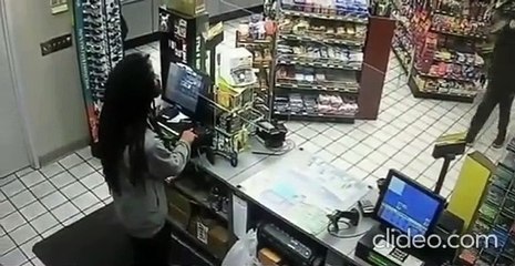 Un voleur vite calmé par le gérant de la superette