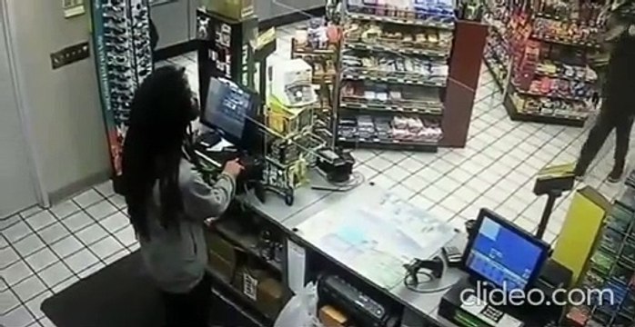 Un voleur vite calmé par le gérant de la superette