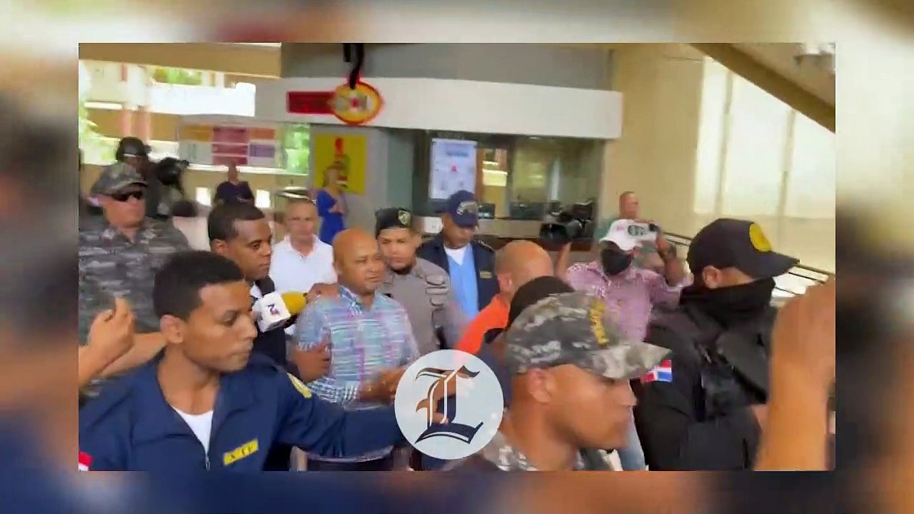 Aplazan medida de coerción contra los tres policías acusados de matar a golpes a joven santiaguero