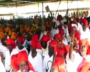 Zahra Iyane Thiam alloue 30 millions FCFA au Réseau des femmes mutualistes