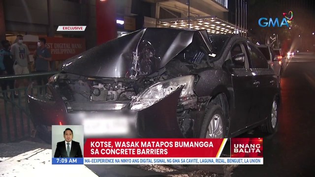 Kotse, wasak matapos bumangga sa concrete barriers sa Pasig | UB