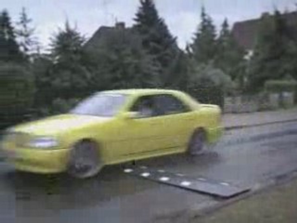 Toom_Bumper