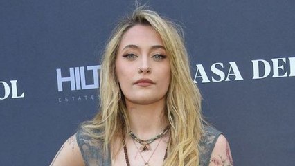 « J’ai été élevée par un mec libre » : Paris Jackson se confie sur son père Michael Jackson