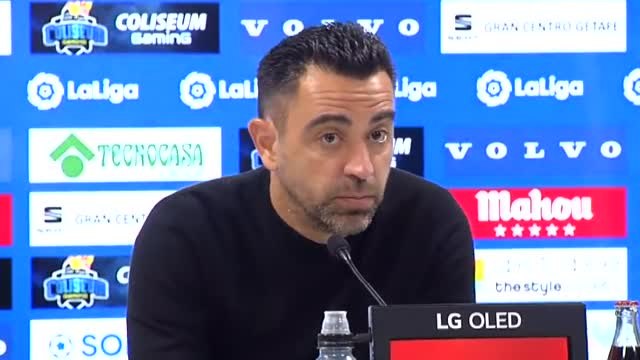 Xavi: Hemos hecho el mínimo exigible y el año que viene tenemos que competir por títulos