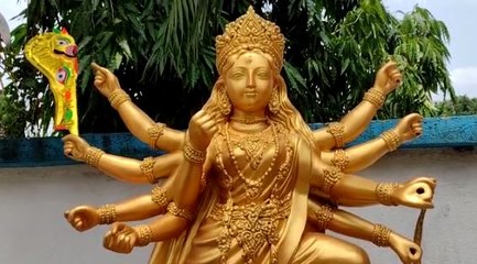 হীরে দিয়ে আরতি, জৈষ্ঠেও দুর্গা আরাধনার অভিনব আয়োজন শহরে |Oneindia Bengali