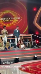 Em dia especial, Bernardo Sousa é surpreendido em plena gala do Big Brother