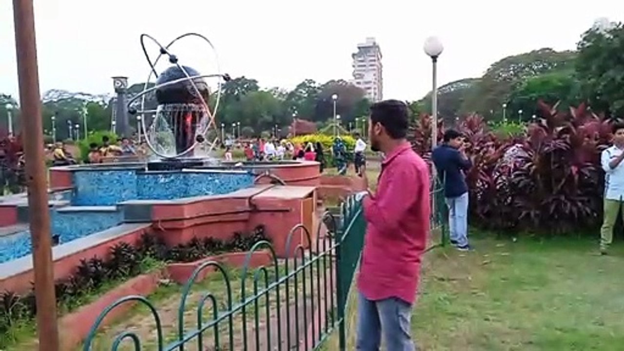 Mumbai park waterfall