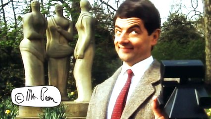Mr Bean Takes a SELFIE! | Mr Bean Funny Clips | Mr Bean Official