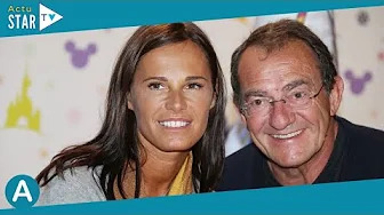 Nathalie Marquay en deuil : attablée avec les amis proches de Jean-Pierre Pernaut, elle lui fait un