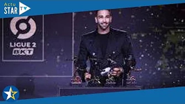 Adil Rami en couple avec Léna Guillou: cette blague ratée sur son ex Pamela Anderson lors de leur so