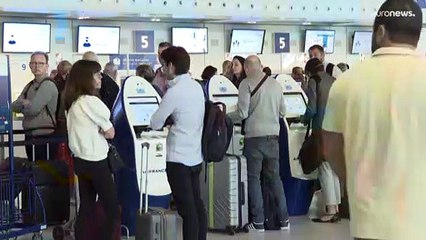 Corona ade: Keine Maskenpflicht mehr in Flugzeugen?