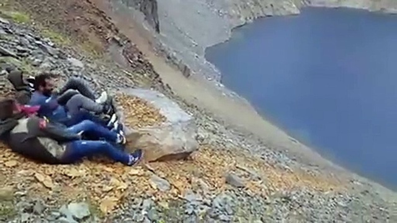 Les hommes ont toujours des idées débiles et ça les amusent beaucoup