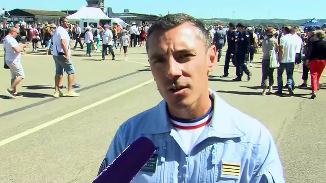 Salon-de-Provence : l'étrange musique de la Patrouille de France (rare)