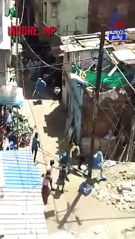 மருத்துவ பணியாளர்களை ஓட ஓட விரட்டி அடித்த பொதுமக்கள்..! மத்திய பிரதேசத்தில் நடந்த பரிதாபம் வீடியோ..