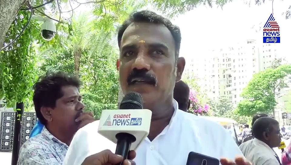 அவர் CM இல்லைனா நாங்க வேலை செய்யமாட்டோம்.. ரஜினிக்கே மறுப்பு தெரிவித்த ரசிகர்கள்..! வீடியோ