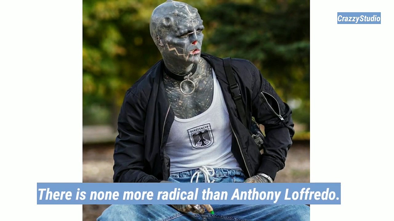 Frenchman Transformed Himself Into Alien Cut Two Finger's _ Anthony Loffredo _ Black Alien Project _