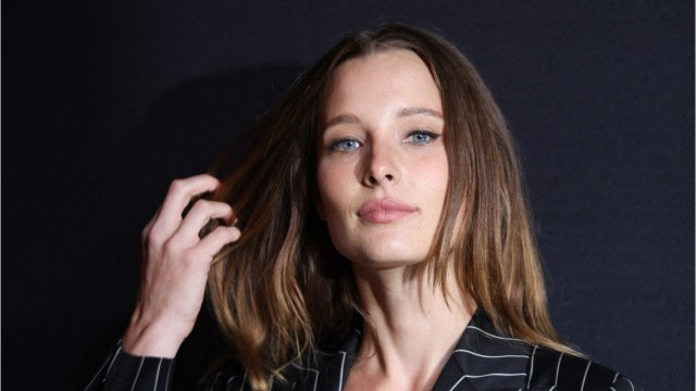 GALA VIDEO - Ilona Smet : comment la petite fille de Johnny Hallyday assure la relève d'une famille d'artistes