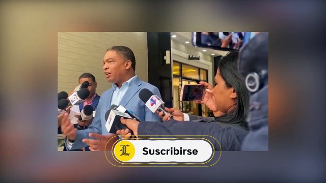 Senador se queja por privatización de los servicios consulares