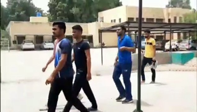 Examinationएक ही पारी में हुई परीक्षा, कोड समय पर नहीं आने से आधा घंटे हुई लेट