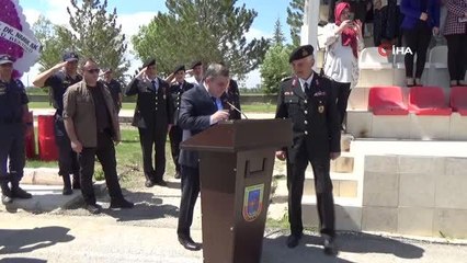 Karaman'da bir günlük askerlik yapan engelli gençler törenle yemin etti