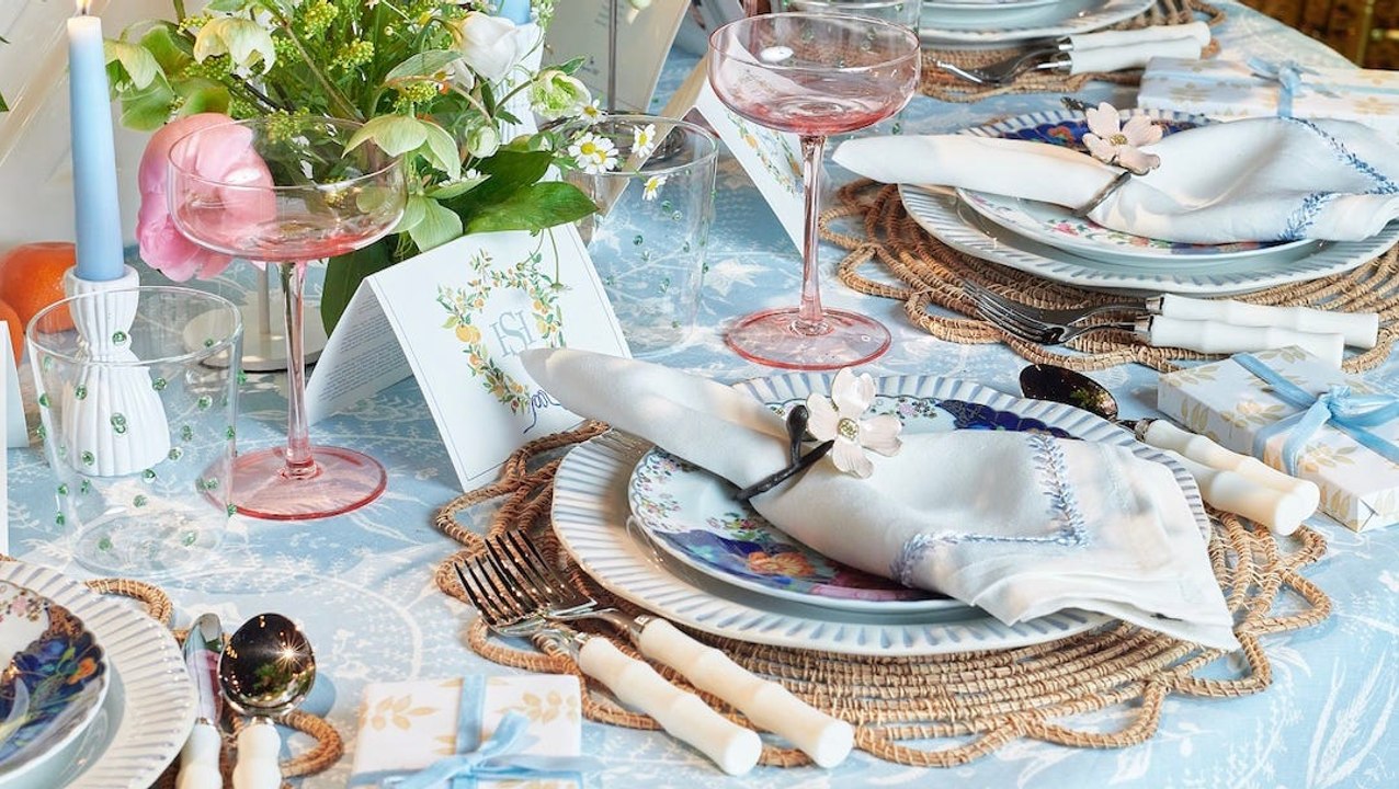 See How Designers Set Creative Tables