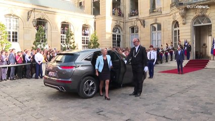 من هي إليزابيث بورن التي سمّاها ماكرون رئيسة للوزراء؟ وماذا قالت في أول كلمة لها؟