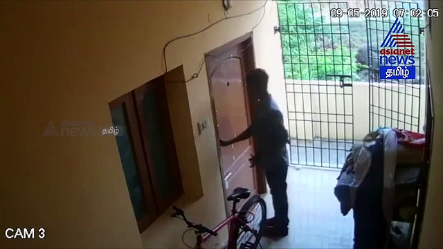 அலேக்கா தூக்கிட்டு போன திருடன்..! சிக்குன சிசிடிவி வீடியோ..