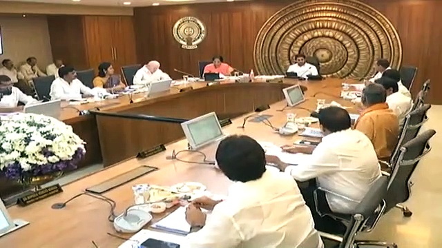 AP cabinet : వేల కోట్లు ఖర్చుపెట్టినా అమరావతిని అభివృద్ధి చేయలేం...