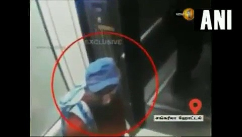 శ్రీలంక పేలుళ్లు: అనుమానితుల్లో ఒకతను... (వీడియో)