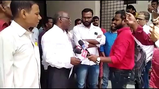 తెలుగు అకాడమీ దినసరి వేతన ఉద్యోగుల ధర్నా (వీడియో)