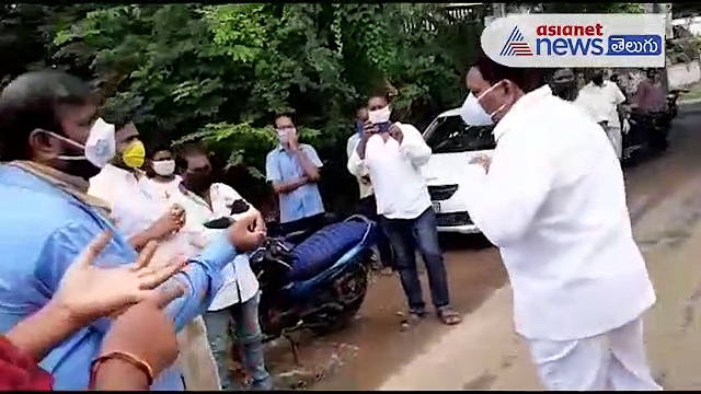 ఆదుకోమంటే ఆగ్రహం వ్యక్తం చేసిన .... సాలూరు  ఎమ్మెల్యే