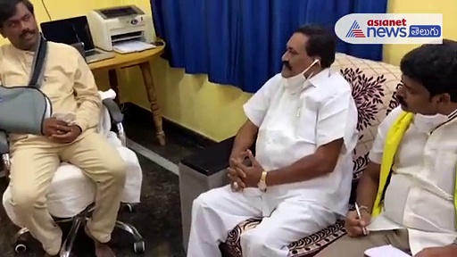 దాడికి గురయిన దళిత జడ్జి రామకృష్ణను పరామర్శించిన టీడీపీ నాయకులు