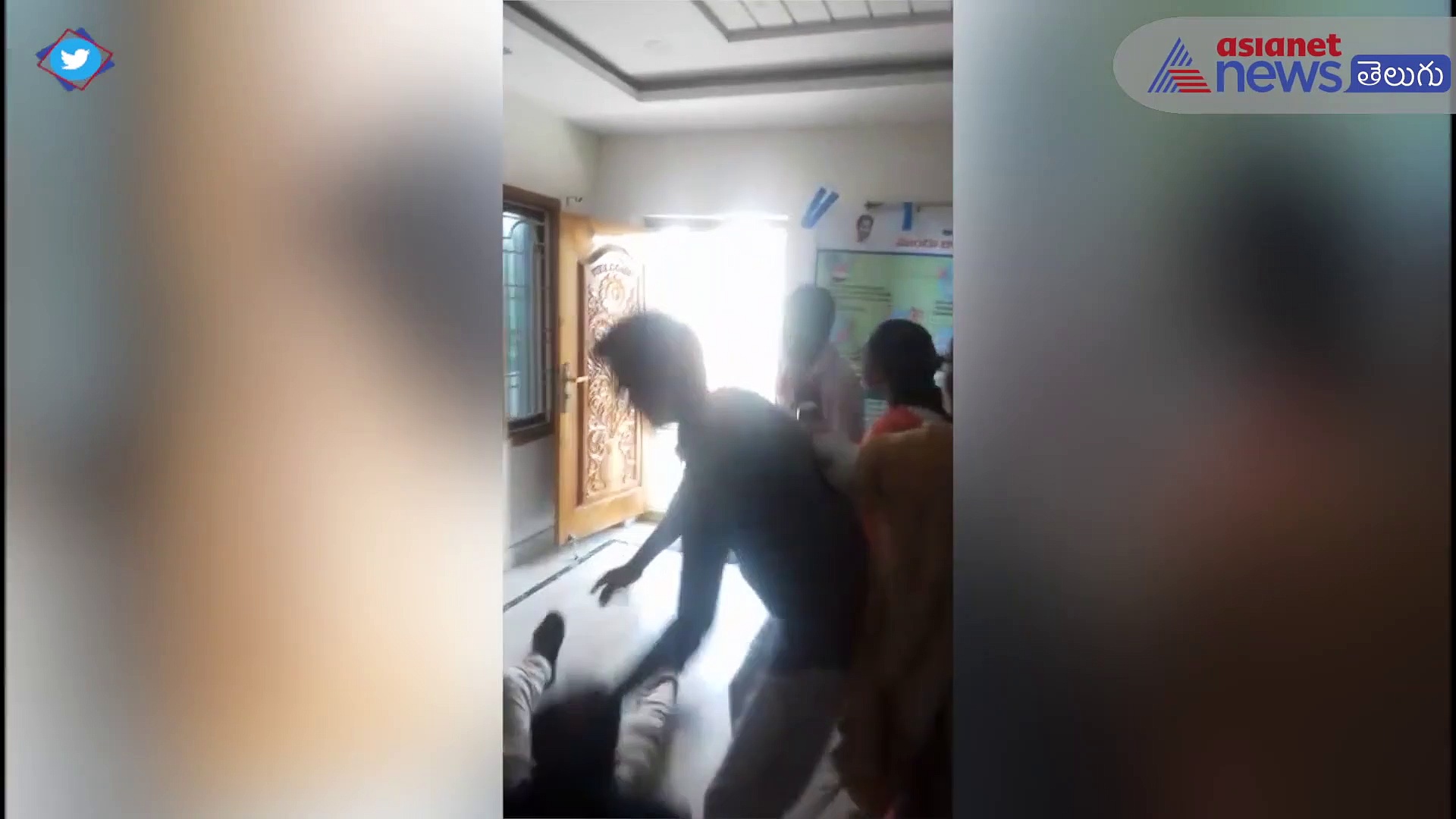 డిజిటల్ అసిస్టెంట్ పై బూతులు, పిడిగుద్దులతో వాలంటీర్ దాడి..