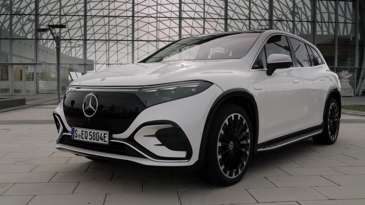 Der neue Mercedes EQS SUV - die Sound Experiences