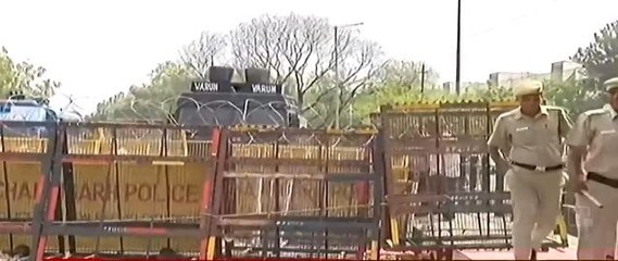 Chandigarh ਬਾਰਡਰ 'ਤੇ ਕਿਸਾਨਾਂ ਨੂੰ ਰੋਕਣ ਲਈ ਲੱਗੇ Barricade