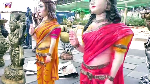 ఇంటీరియర్ అందాలను పెంచే వివిధ రకాల బొమ్మలు