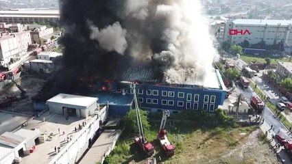 ARNAVUTKÖY'DE FABRİKA YANGINI
