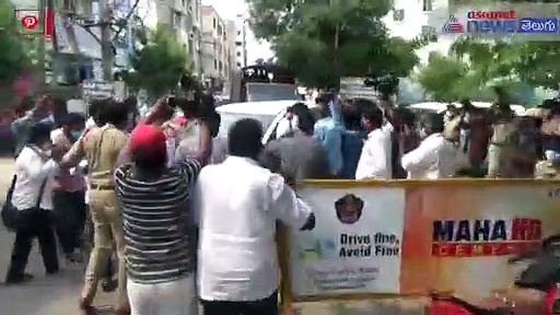 ధూళిపాళ్లకు వైద్య పరీక్షలు... గుణదల ఈఎస్ఐ హాస్పిటల్ కు తరలింపు