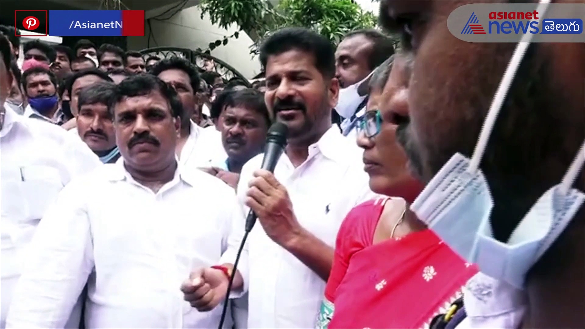 News Express: పట్టిస్తే 10 లక్షలన్న తెలంగాణ పోలీసులు... రేపు విచారణ చేపట్టనున్న సుప్రీంకోర్టు